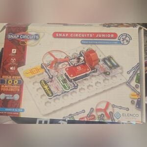 Snap Circuits Junior Electronics Kit